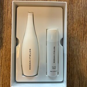Rodan + Fields Pore Cleansing MD System in White